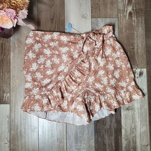 NWT By Together Women's Brown & Cream Floral Wrap Front Ruffle Shorts Size Large